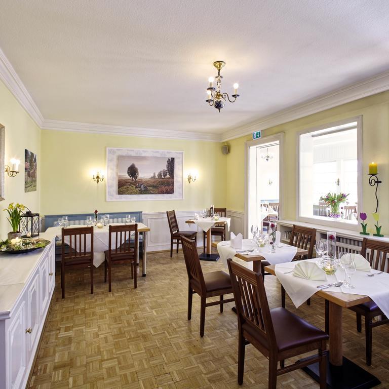 Hotel Hof Tuetsberg Bispingen Bagian luar foto