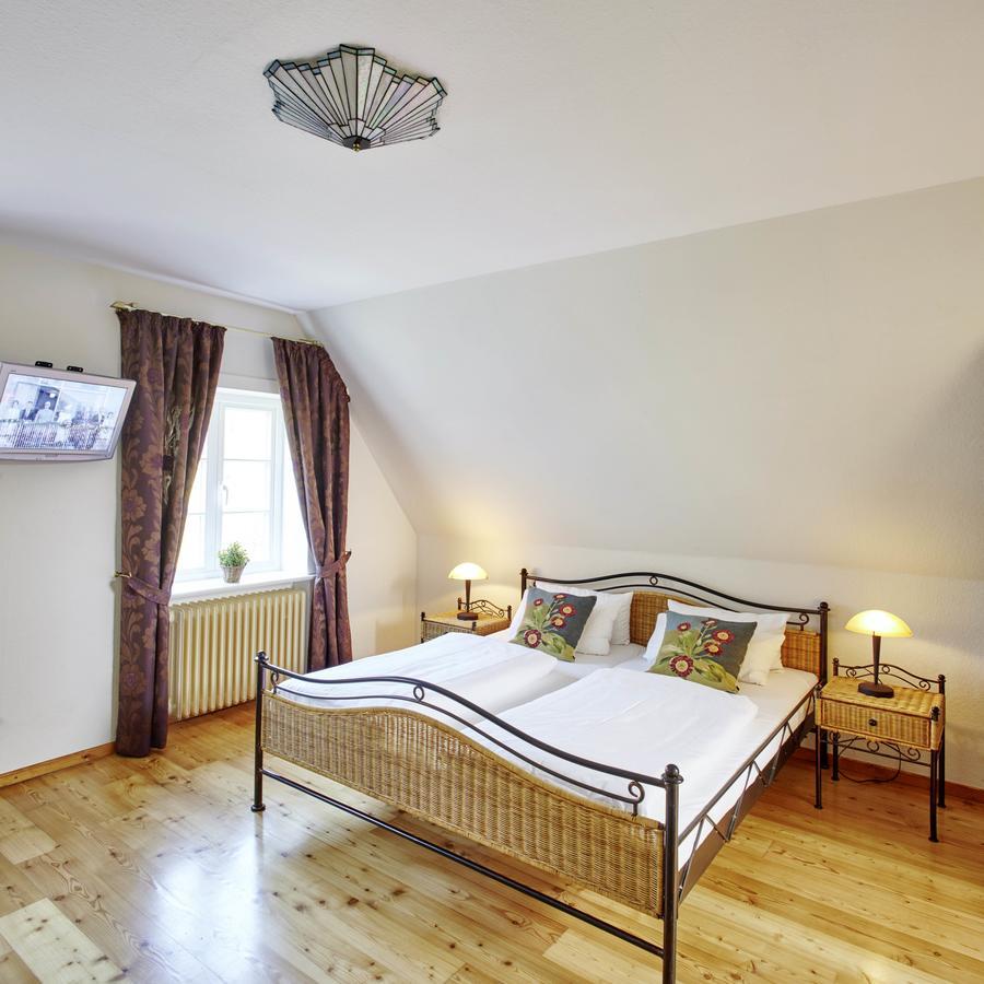 Hotel Hof Tuetsberg Bispingen Bagian luar foto